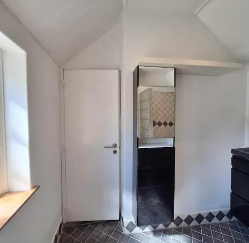 Marku House 스트루에르
